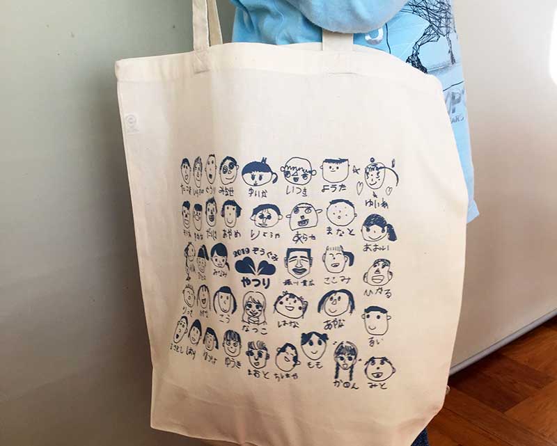 卒業 卒園記念や謝恩会はオリジナルグッズで思い出を残そう オリジナルでtシャツ バッグ タオルを激安作成ならクラtジャパン