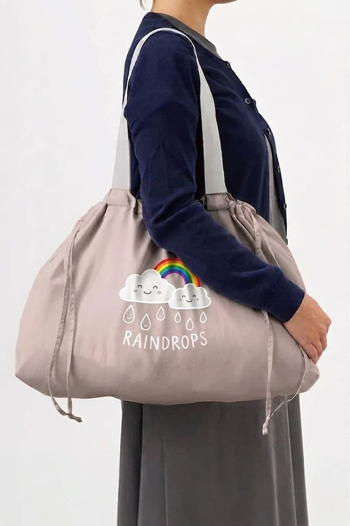 レインカバーにもなるはっ水バッグ